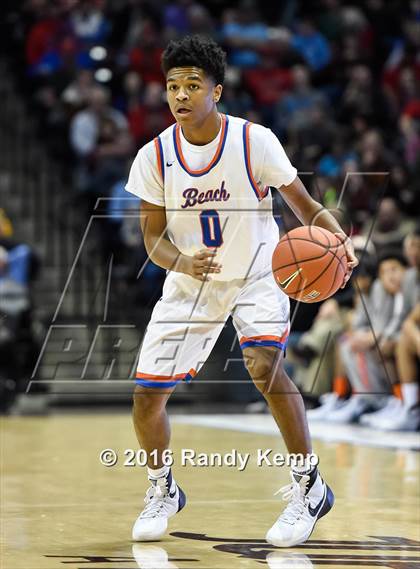 Thumbnail 1 in Chaminade vs. Rainier Beach  (Bass Pro Tournament of Champions) photogallery.
