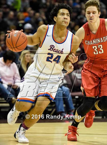 Thumbnail 3 in Chaminade vs. Rainier Beach  (Bass Pro Tournament of Champions) photogallery.