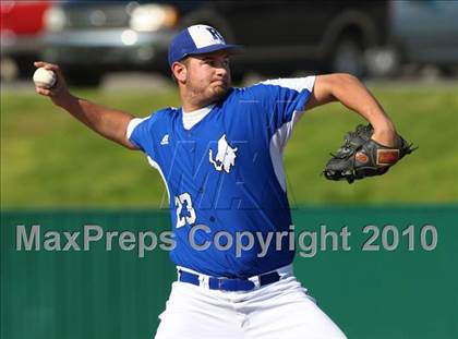 Thumbnail 2 in Rogers vs. Fayetteville photogallery.