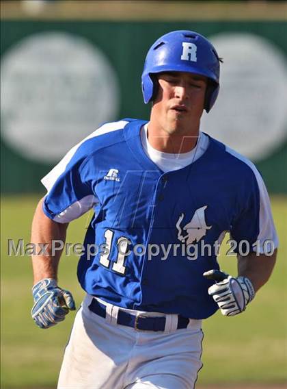 Thumbnail 3 in Rogers vs. Fayetteville photogallery.