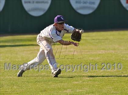 Thumbnail 2 in Rogers vs. Fayetteville photogallery.