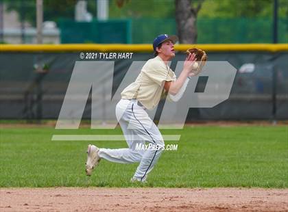 Thumbnail 3 in Cathedral vs. Pike (Sectional Semifinal) photogallery.