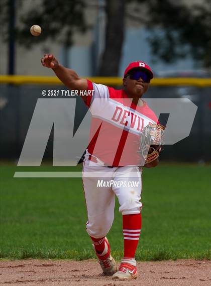 Thumbnail 1 in Cathedral vs. Pike (Sectional Semifinal) photogallery.