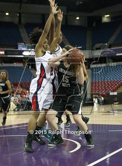 Thumbnail 3 in Archbishop Mitty vs. Dublin (CIF NorCal Regional D2 Final) photogallery.