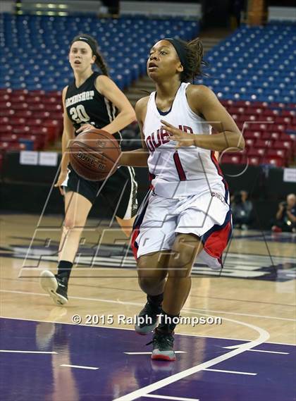 Thumbnail 3 in Archbishop Mitty vs. Dublin (CIF NorCal Regional D2 Final) photogallery.