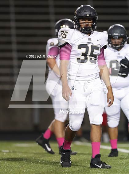 Thumbnail 3 in Travis vs Seguin photogallery.