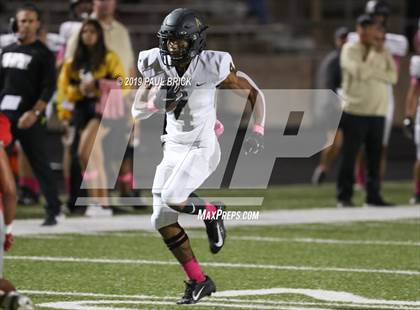 Thumbnail 1 in Travis vs Seguin photogallery.