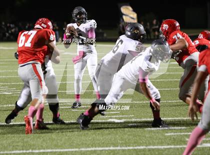 Thumbnail 3 in Travis vs Seguin photogallery.
