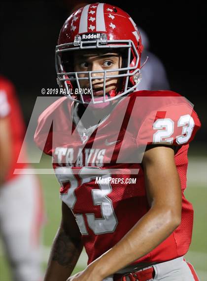 Thumbnail 1 in Travis vs Seguin photogallery.