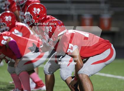Thumbnail 3 in Travis vs Seguin photogallery.