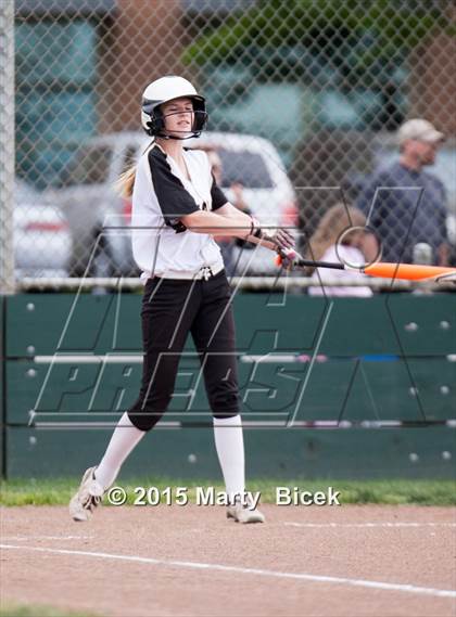 Thumbnail 1 in Beyer @ Enochs photogallery.