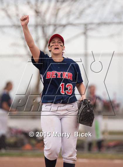 Thumbnail 3 in Beyer @ Enochs photogallery.