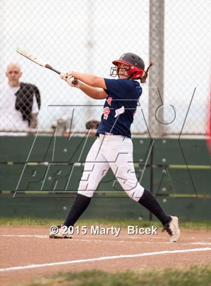 Thumbnail 2 in Beyer @ Enochs photogallery.