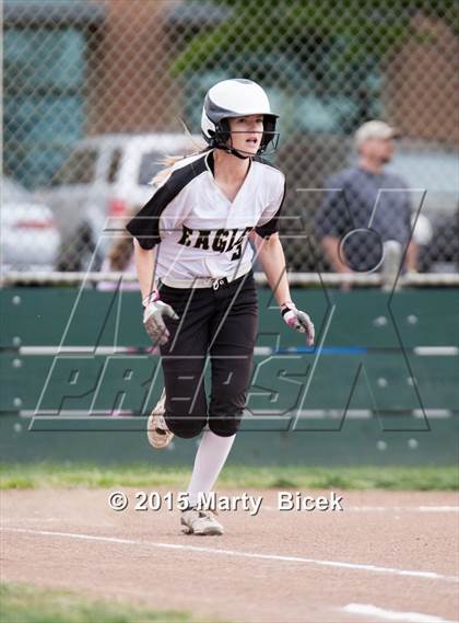 Thumbnail 3 in Beyer @ Enochs photogallery.