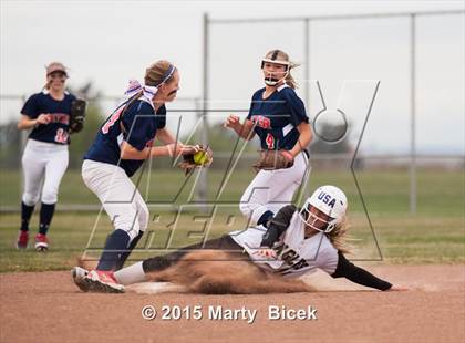 Thumbnail 3 in Beyer @ Enochs photogallery.