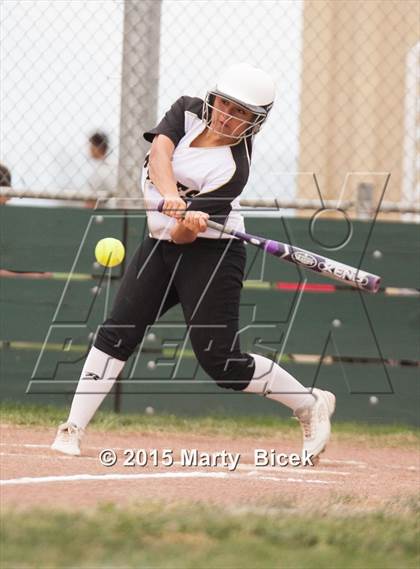 Thumbnail 3 in Beyer @ Enochs photogallery.