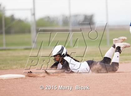 Thumbnail 3 in Beyer @ Enochs photogallery.