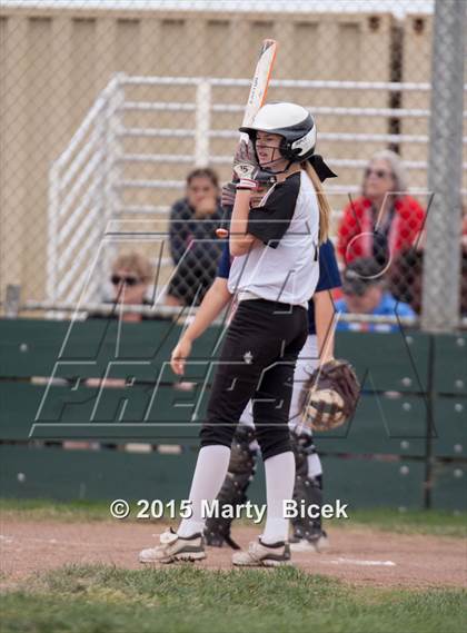 Thumbnail 1 in Beyer @ Enochs photogallery.
