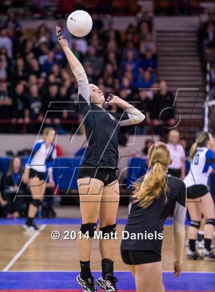 Thumbnail 1 in Bayfield vs. Pagosa Springs (CHSAA 3A Playoff) photogallery.