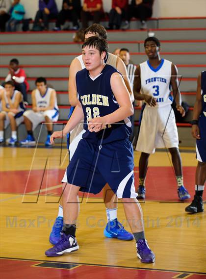 Thumbnail 1 in Frontier vs. Golden Valley (Kern Schools Shootout) photogallery.