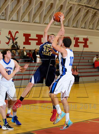 Thumbnail 3 in Frontier vs. Golden Valley (Kern Schools Shootout) photogallery.