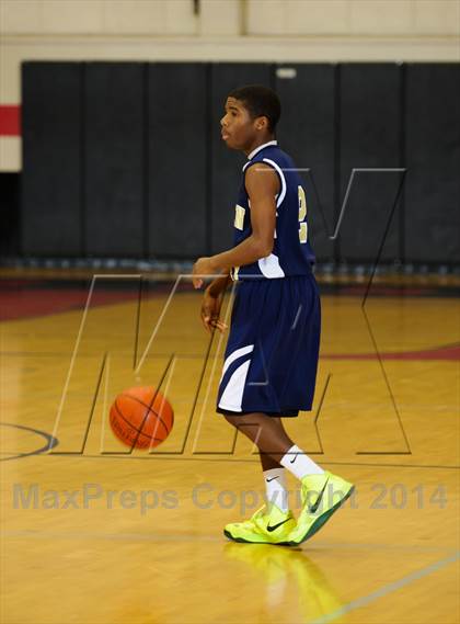 Thumbnail 2 in Frontier vs. Golden Valley (Kern Schools Shootout) photogallery.