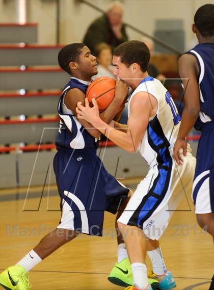 Thumbnail 2 in Frontier vs. Golden Valley (Kern Schools Shootout) photogallery.