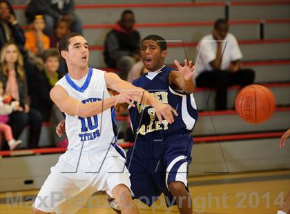 Thumbnail 2 in Frontier vs. Golden Valley (Kern Schools Shootout) photogallery.