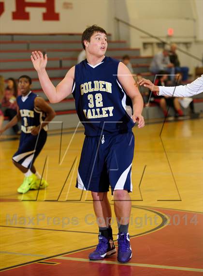 Thumbnail 3 in Frontier vs. Golden Valley (Kern Schools Shootout) photogallery.