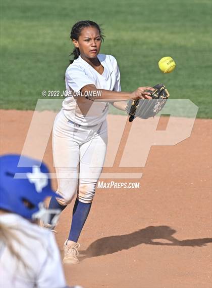 Thumbnail 3 in Bandera vs Natalia (Medina Valley Softball Tournament) photogallery.