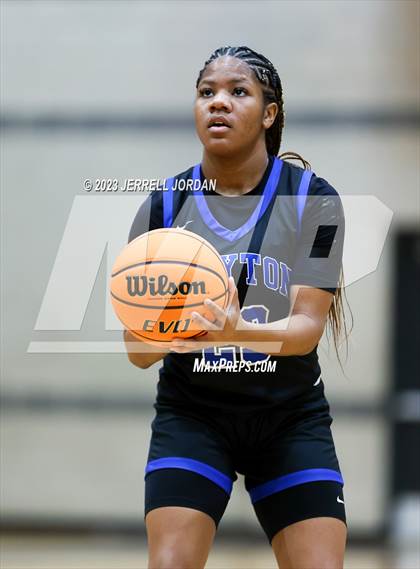 Thumbnail 2 in Clayton @ Southeast Raleigh photogallery.