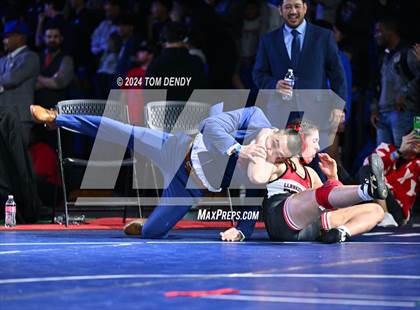 Thumbnail 1 in UIL 5A Championship Finals 138-152lb photogallery.