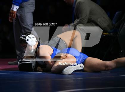 Thumbnail 2 in UIL 5A Championship Finals 138-152lb photogallery.