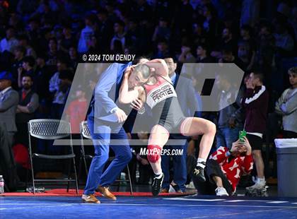 Thumbnail 2 in UIL 5A Championship Finals 138-152lb photogallery.