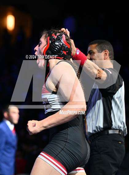 Thumbnail 3 in UIL 5A Championship Finals 138-152lb photogallery.