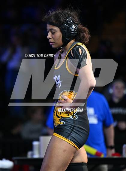 Thumbnail 3 in UIL 5A Championship Finals 138-152lb photogallery.