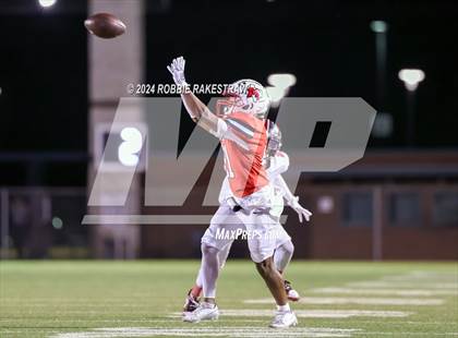 Thumbnail 1 in Lake Highlands @ MacArthur photogallery.