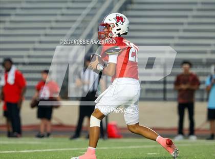 Thumbnail 1 in Lake Highlands @ MacArthur photogallery.