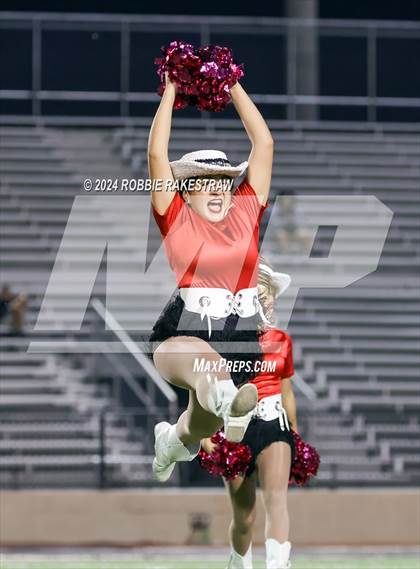 Thumbnail 1 in Lake Highlands @ MacArthur photogallery.