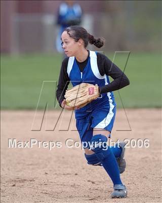Thumbnail 1 in Valley vs. Vanden (Pre-Season Tournament of Champions) photogallery.
