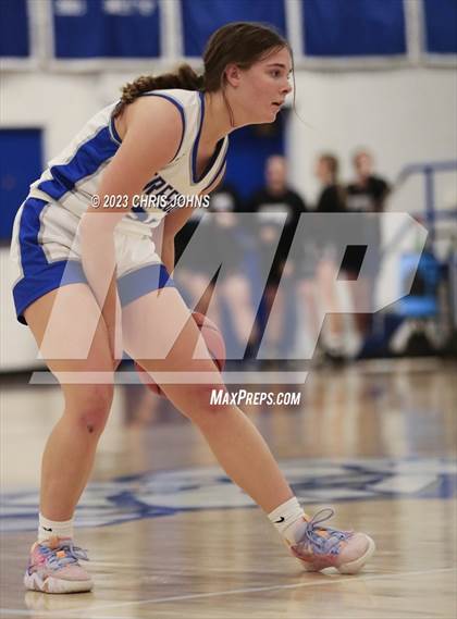 Thumbnail 2 in Columbia@Freeburg photogallery.