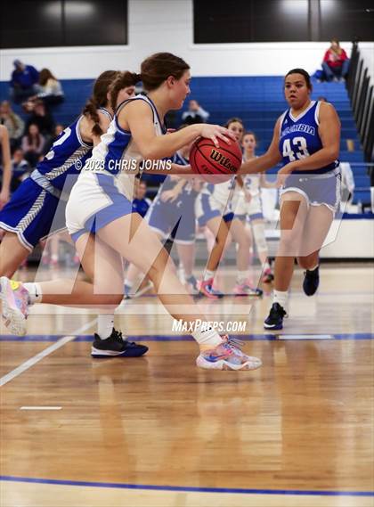 Thumbnail 1 in Columbia@Freeburg photogallery.