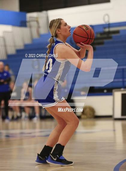 Thumbnail 2 in Columbia@Freeburg photogallery.