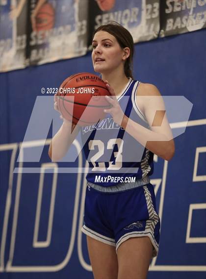 Thumbnail 2 in Columbia@Freeburg photogallery.