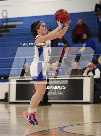 Thumbnail 3 in Columbia@Freeburg photogallery.
