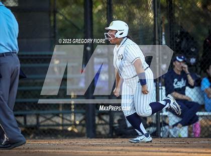 Thumbnail 1 in El Segundo @ Notre Dame (SO) photogallery.