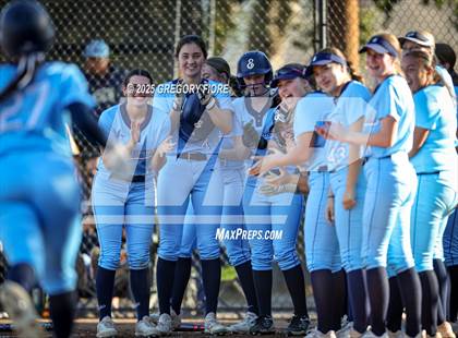 Thumbnail 2 in El Segundo @ Notre Dame (SO) photogallery.