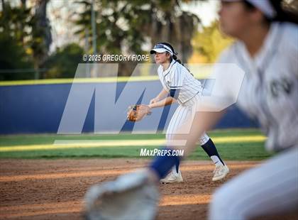 Thumbnail 2 in El Segundo @ Notre Dame (SO) photogallery.
