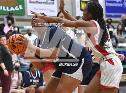 Thumbnail 2 in The Burlington School vs. O'Neal (NCISAA 2A State Championship) photogallery.