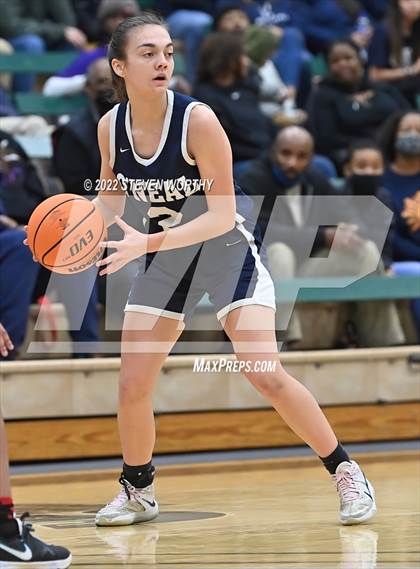 Thumbnail 2 in The Burlington School vs. O'Neal (NCISAA 2A State Championship) photogallery.